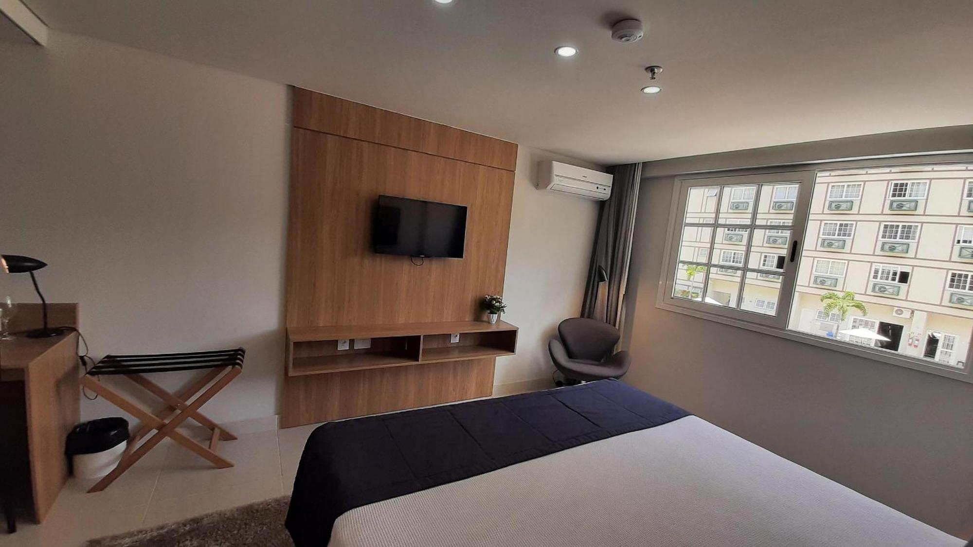 Flat 205 Completo No Granja Brasil Em Itaipava *